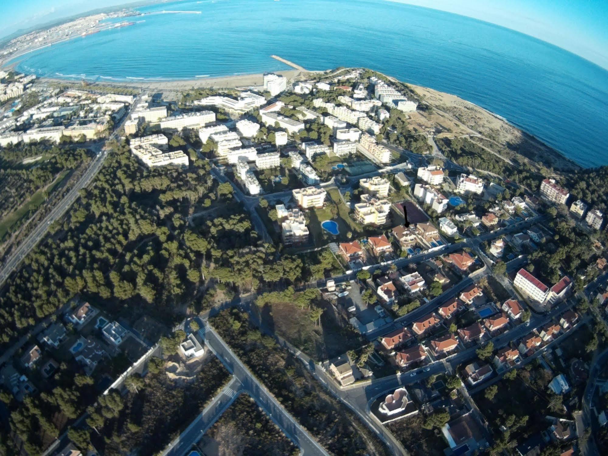 Alojamiento Villa Moles Salou Exteriör bild