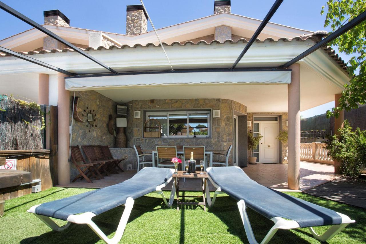 Alojamiento Villa Moles Salou Exteriör bild