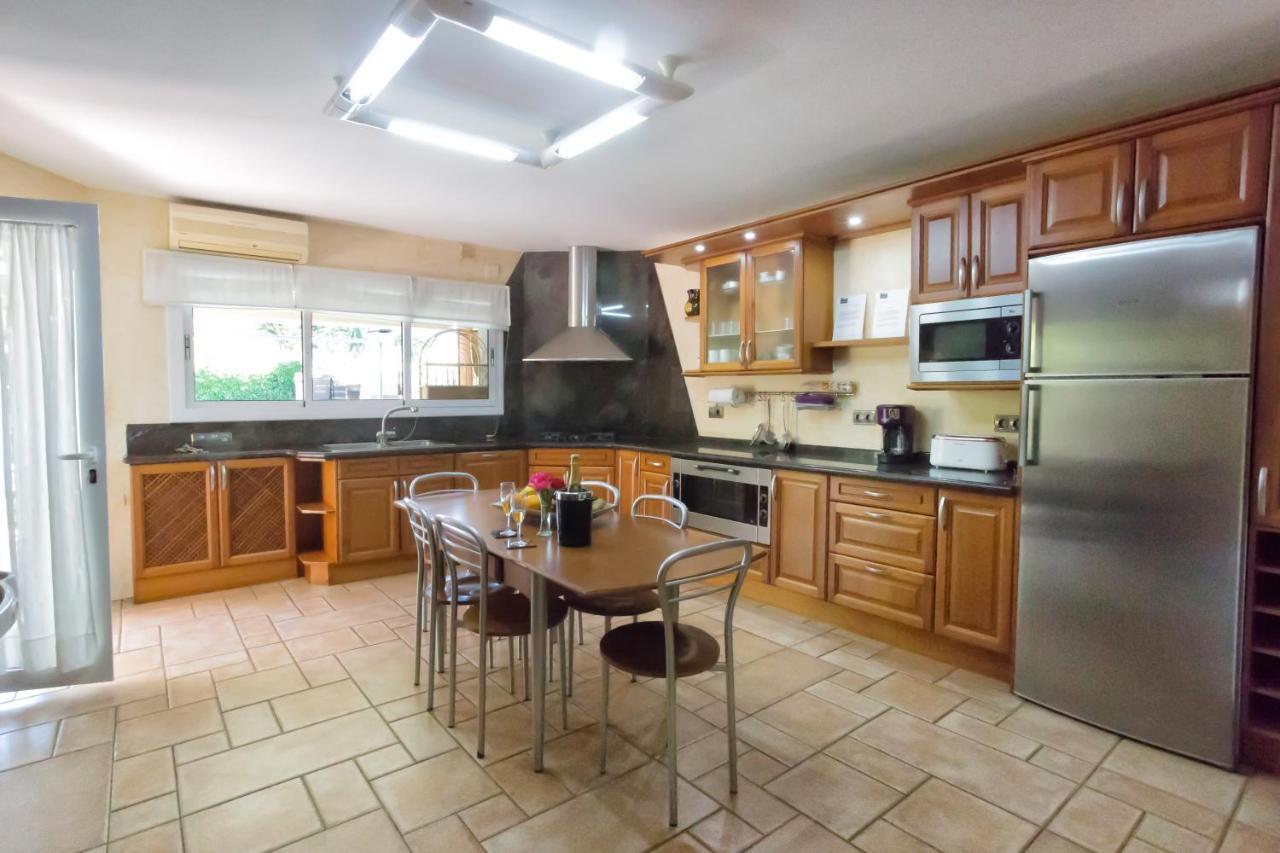 Alojamiento Villa Moles Salou Exteriör bild