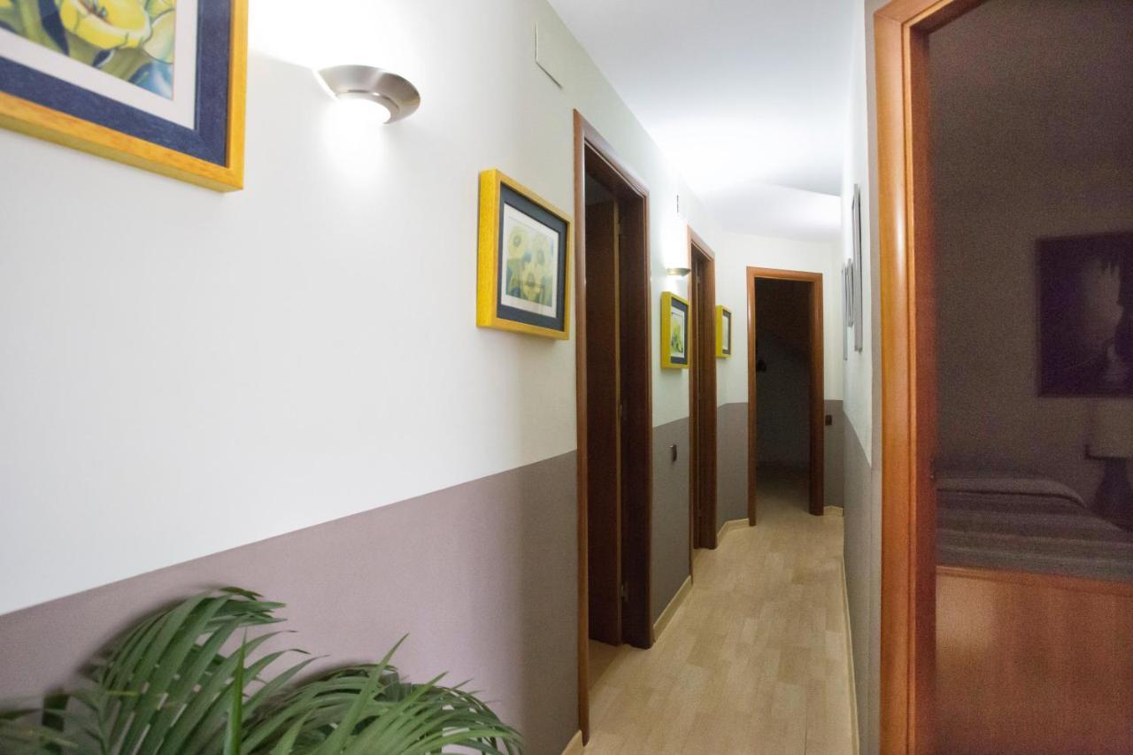 Alojamiento Villa Moles Salou Exteriör bild